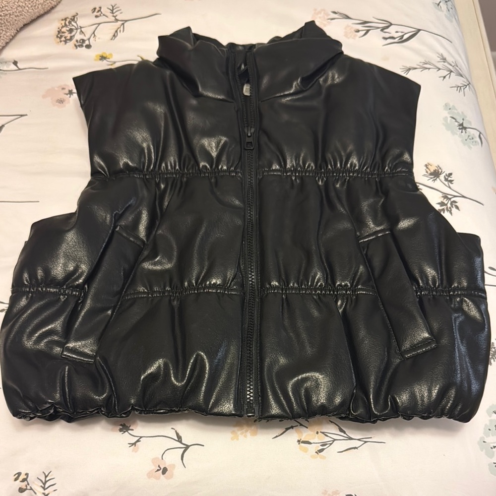 H&M Black Quilted Puffer Vest